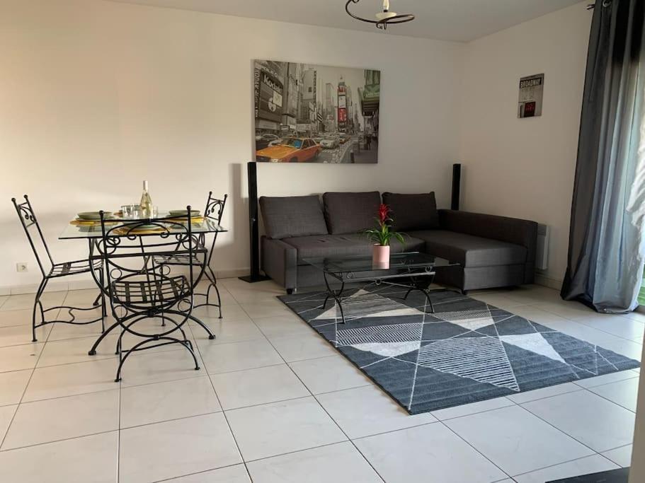 Tres Bel De 105 M2 Et 45 M2 De Terrasse A 100 M Du Port Porto-Vecchio (Corsica)