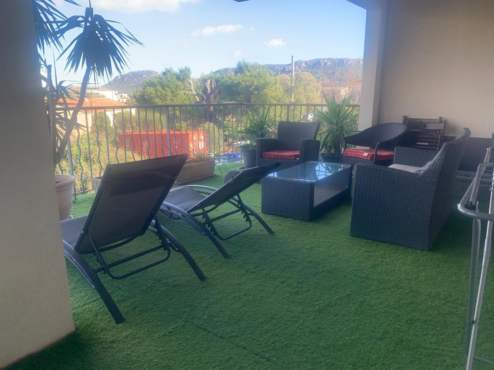 Tres Bel De 105 M2 Et 45 M2 De Terrasse A 100 M Du Port